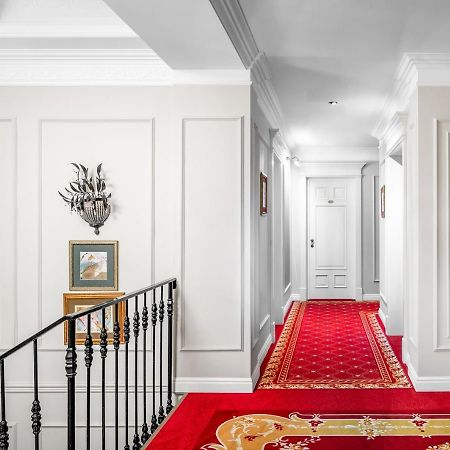 Hotel Versay Băile Herculane エクステリア 写真